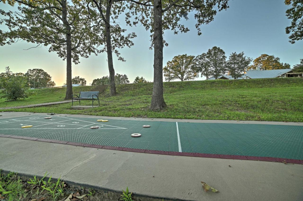 Branson Condo On Golf Course, 4 Mi To Downtown Kültér fotó